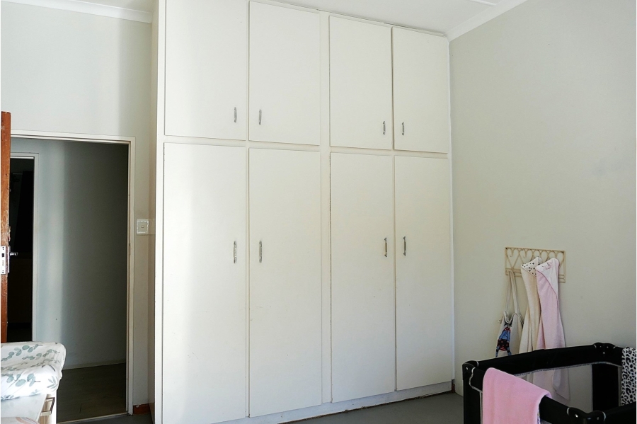4 Bedroom Property for Sale in Villiersdorp Western Cape